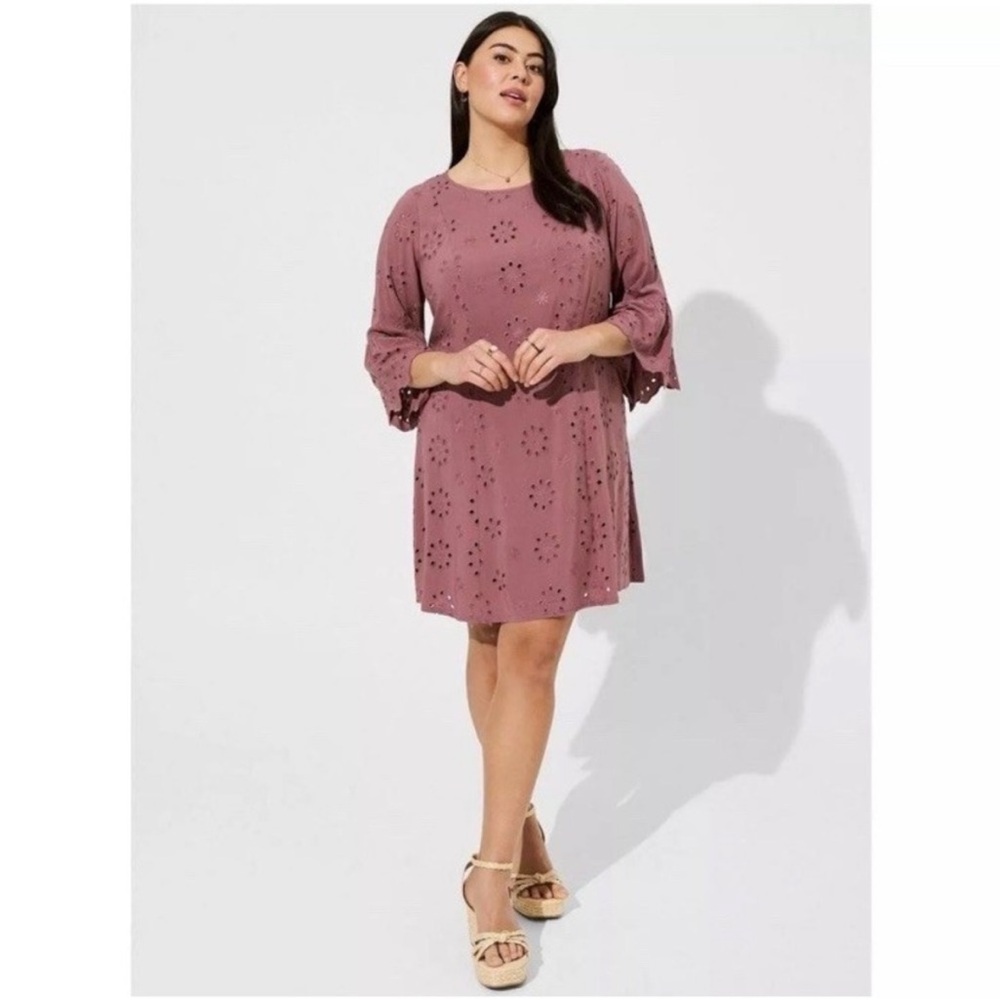 Torrid Mini Challis Eyelet Drop Waist Dress Rose Taupe Womens  3X 22/24